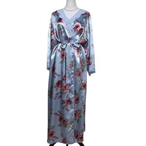 Amoureuse Floral Satin Robe - Light Blue and Pink, Size Large